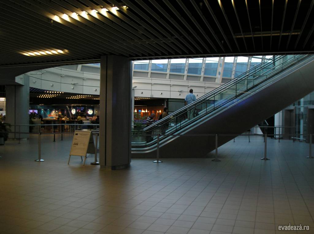 Aeroportul International din Sofia | 6