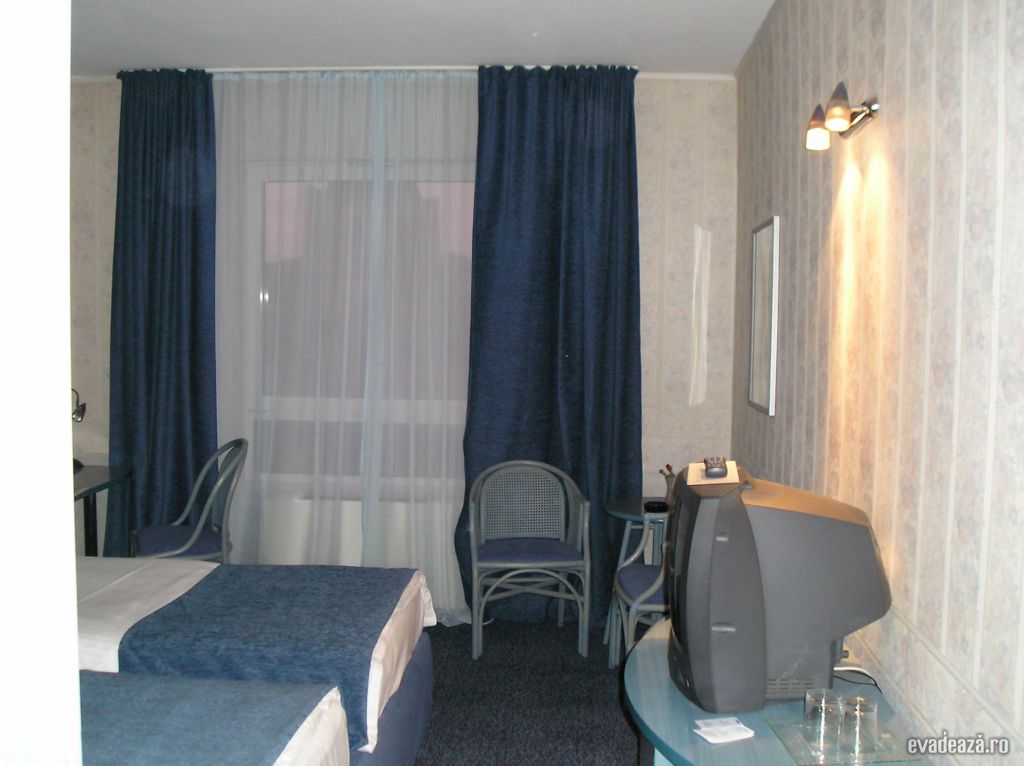 Continental Oradea | 4