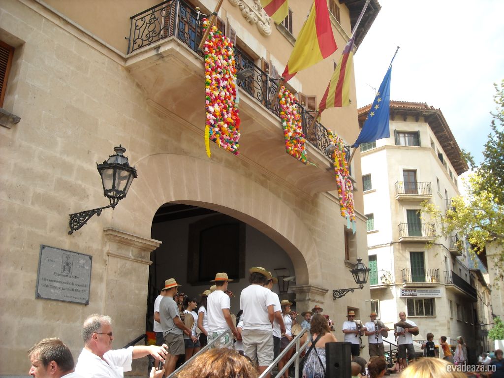 Traditie si modern | 2