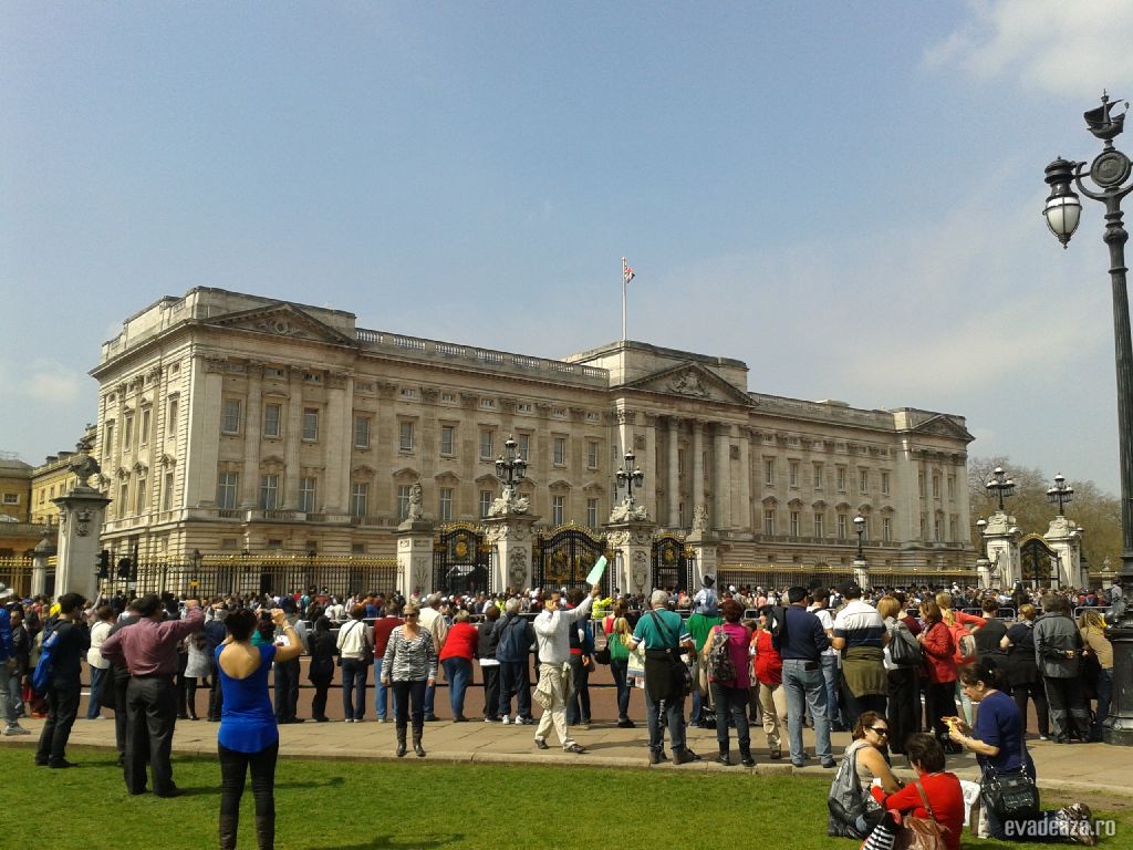 Schimbarea Gărzii la Buckingham Palace
