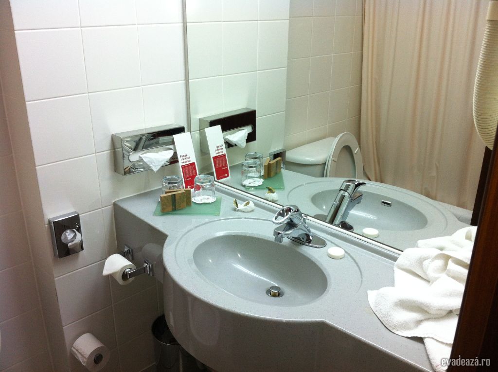 Hotel Ramada Parc - Bucuresti