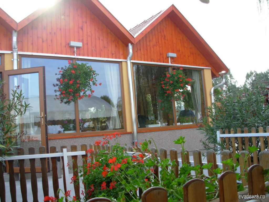 Restaurantul Jobb Mint Otthon Szeged | 3