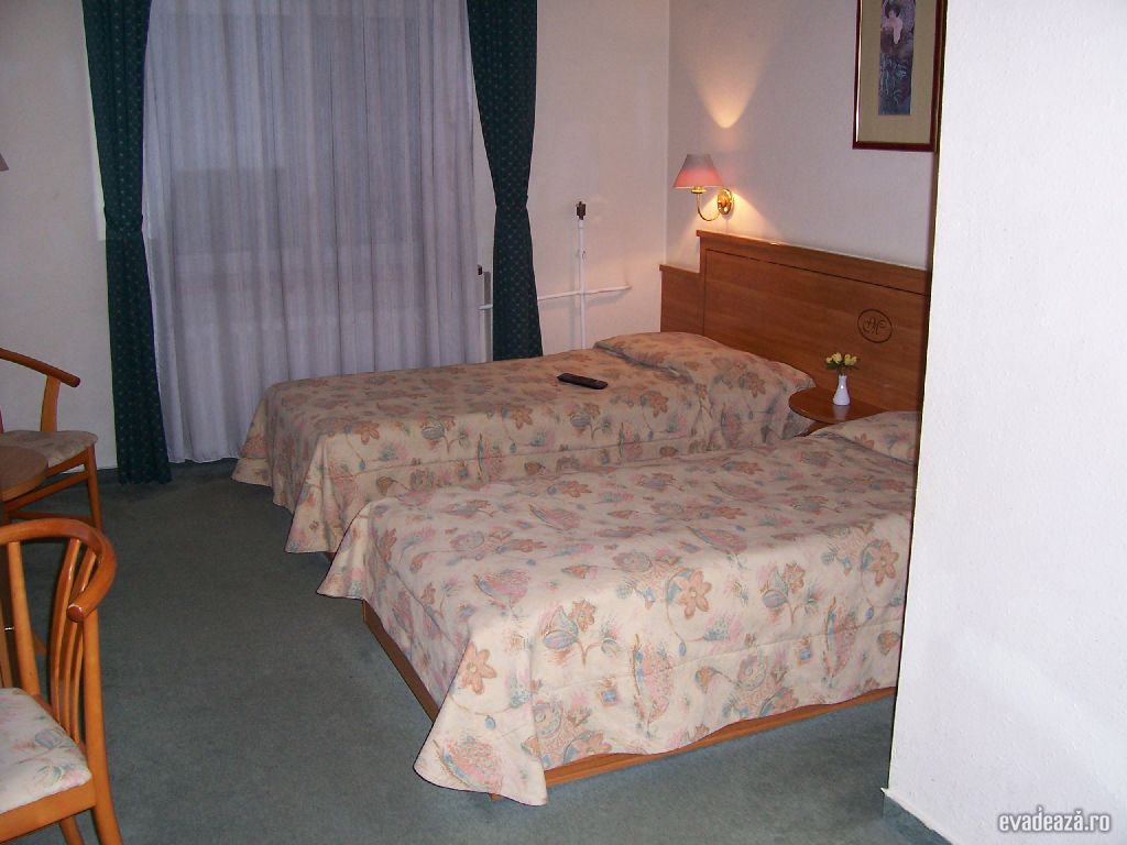 Hotel Tulip Inn Millenium - noiembrie 2010 | 1