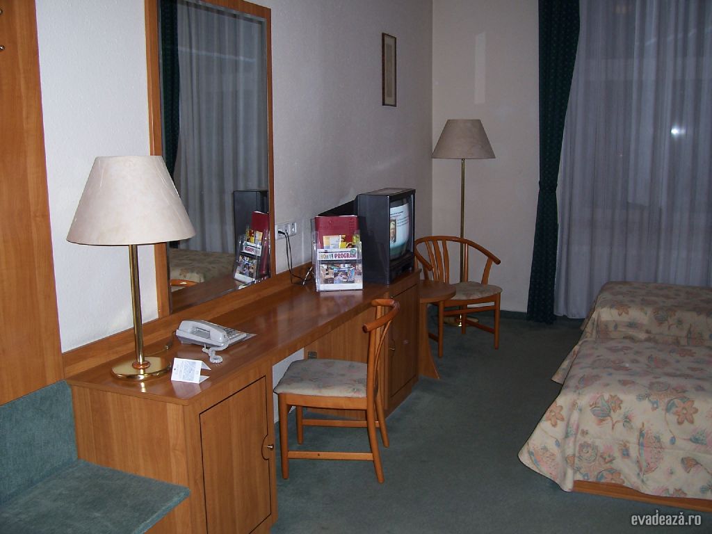 Hotel Tulip Inn Millenium - noiembrie 2010 | 2