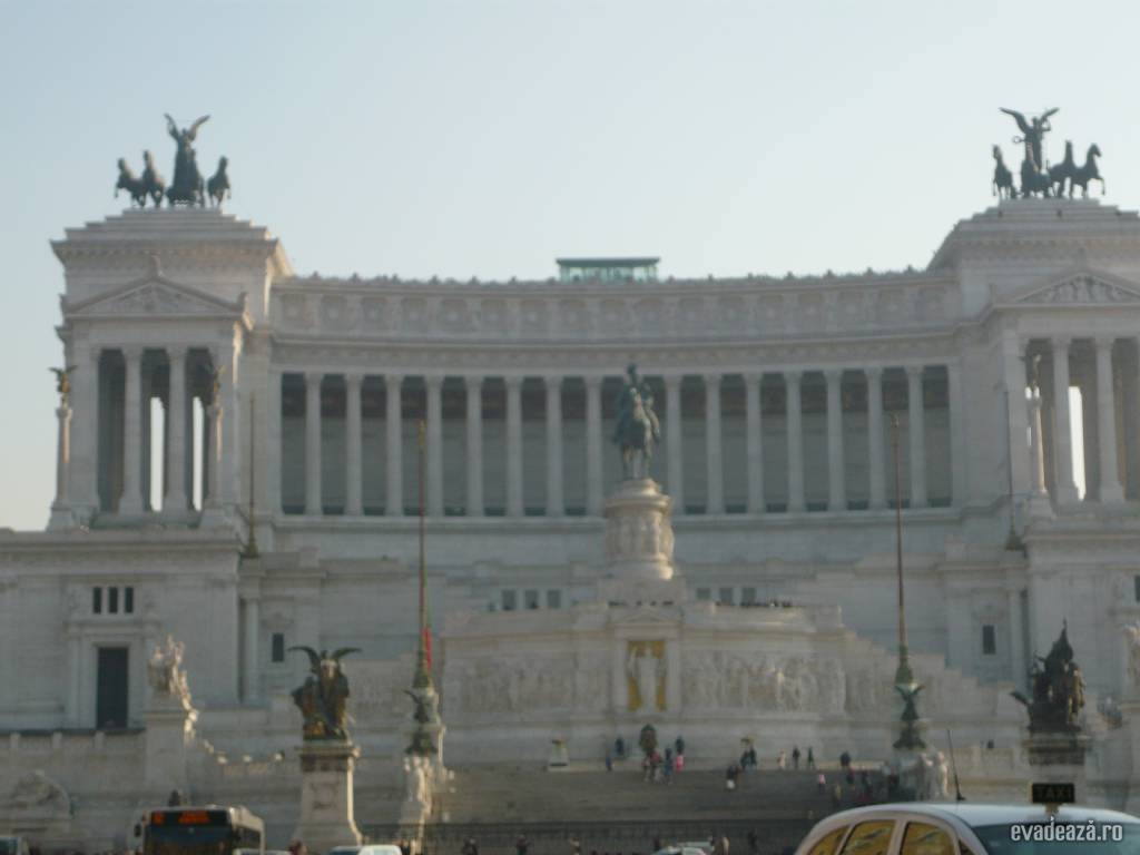 OBIECTIVE TURISTICE | 3