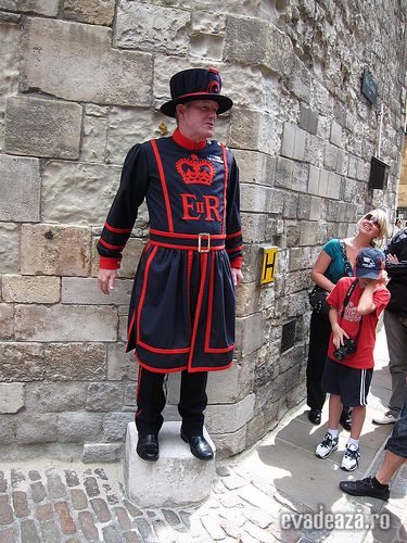 Gardian yeoman din turn