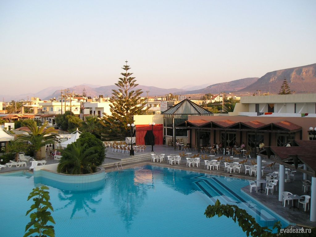 Pantheon Palace Beach Hotel | 3