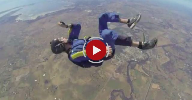 Guy Has Seizure While Skydiving