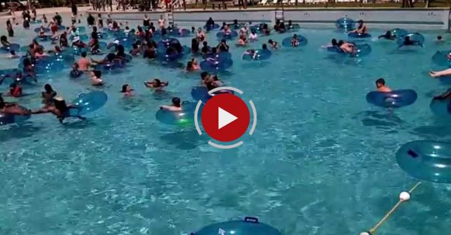 Wavepool Lifeguard Rescue 24