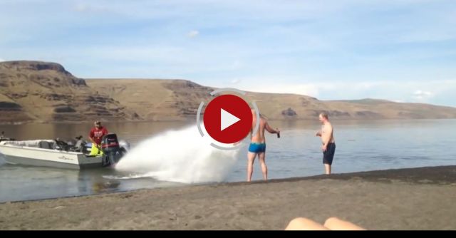 Outboard Jet Shower HILARIOUS!