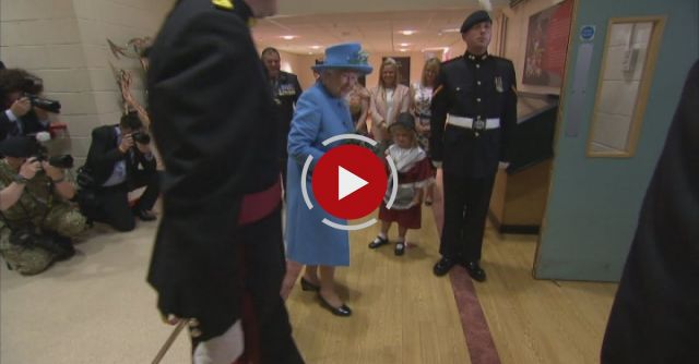 Little Girl Accidentally Hit In The Face By Soldier After Meeting The Queen