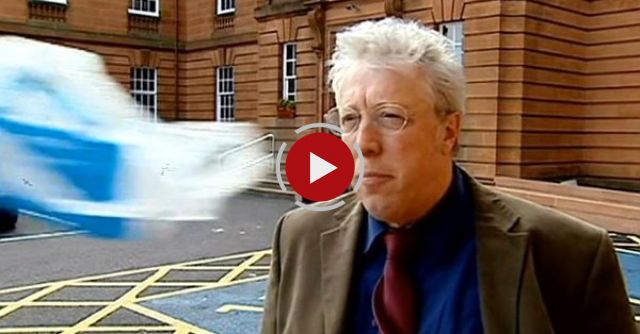 Plastic Bag Interrupts News Report 