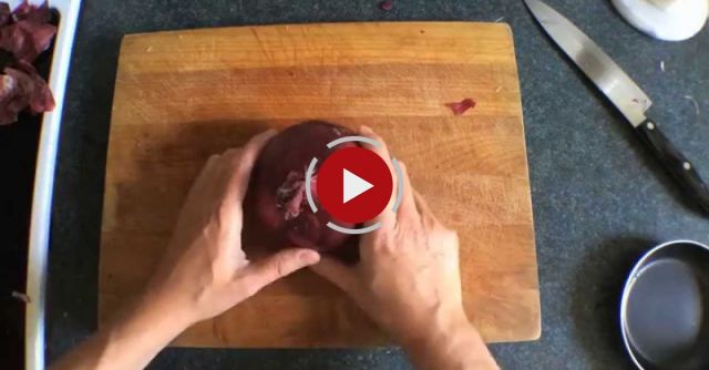 7 Ways To Chop An Onion: You Suck At Cooking 