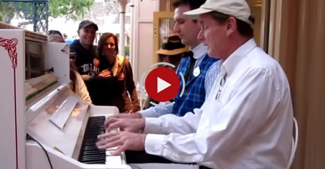 5 Hand Piano Boogie- Disneyland- Anaheim California