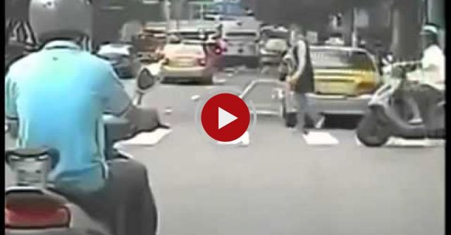 Guy Doesn't Realize His Girlfriend Fell Off His Motorcycle