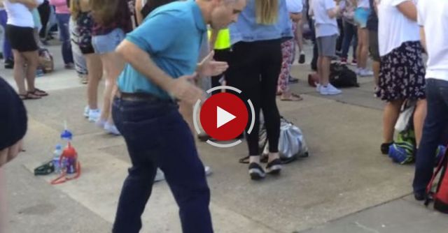 Dad Nails Classic Dance Moves At The Vamps Gig At Thorpe Park At Island Beats