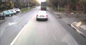 Don't Give The Finger To A Truck Driver