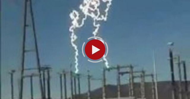 500,000 Volt Line Opened Under Load