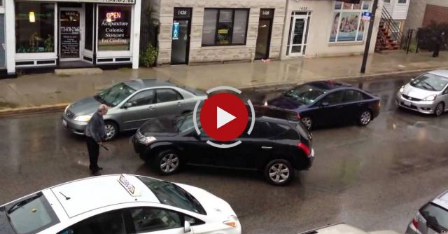 Poorly Attempted HIT And RUN.... Cab Drive Gets Revenge!