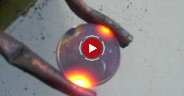 5 Cent Vs 200 Amp. Watch What Happens To The Coin