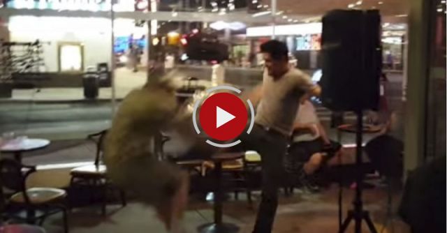 Heckler VS Comic: Rade Zone Gets Kicked