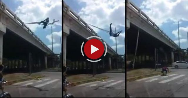 Spiderman Caught In Panama Streets!!