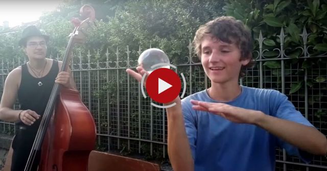 Amazing Contact Juggling: Object Manipulation