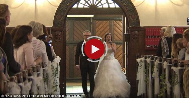 Maria & Ronny Got Married, The Surprise