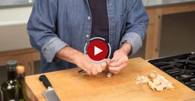 How To Chop Garlic