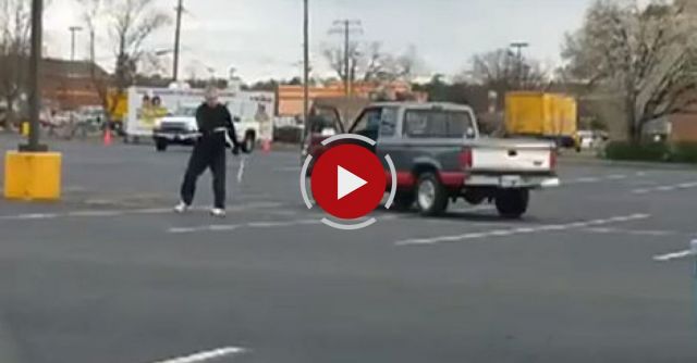 Kung Fu Grandpa In The Food Lion Parking Lot!