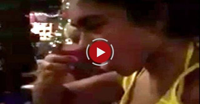 Girls First Time Trying Raw Oyster, And Get's A Surprise.