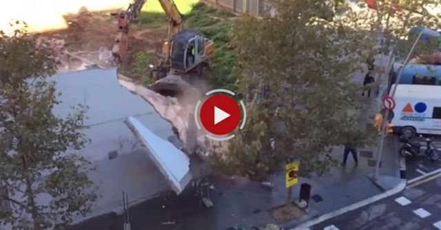 Demolition Gone Wrong At Carrer De Llull.