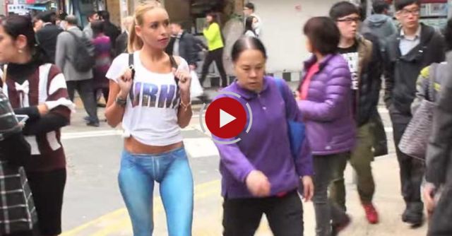 The Girl In Hong Kong 