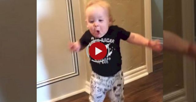 Baby Has Amazing Reaction To Grandpa's Roar