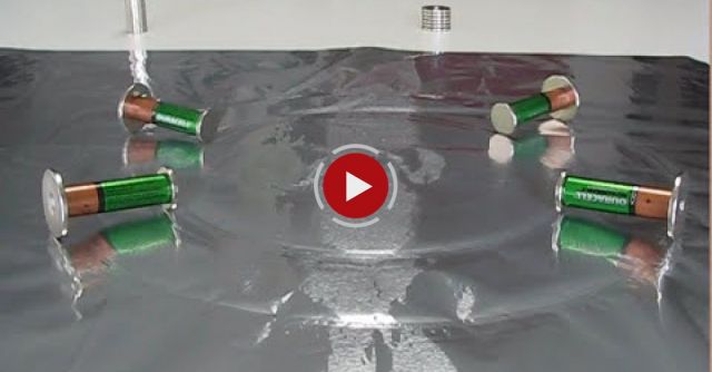 WORLD'S SIMPLEST MOTOR 