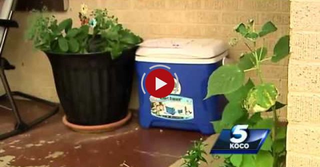 The Village Homeowners Paying It Forward To Mail Carriers