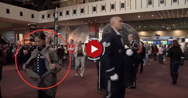 Flash Mob: The U.S. Air Force Band At The Smithsonian