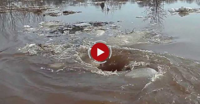 Amazing Monstrous Whirlpool 