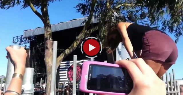  Girl Wedgies Herself Jumping A Fence 