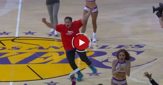 Fan Hits Half-Court Shot At Lakers Game For $95,000!!