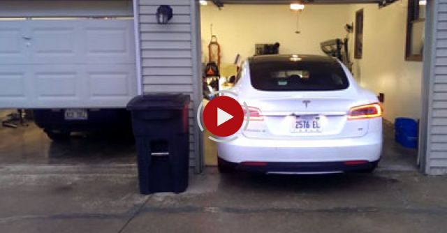 Tesla Model S 7.1 Summon Enter