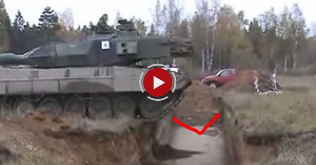 How A Tank Crosses Trenches 