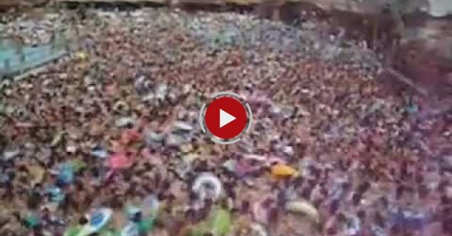 INSANE Wave Pool In Tokyo. Where's The Water?