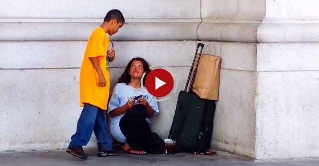 Surprising A Homeless Woman... Must Watch!