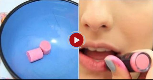 DIY Lipstick Out Of Bubble Gum!