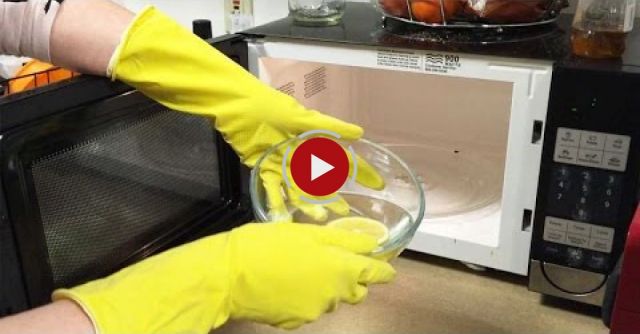 How To Clean A Microwave