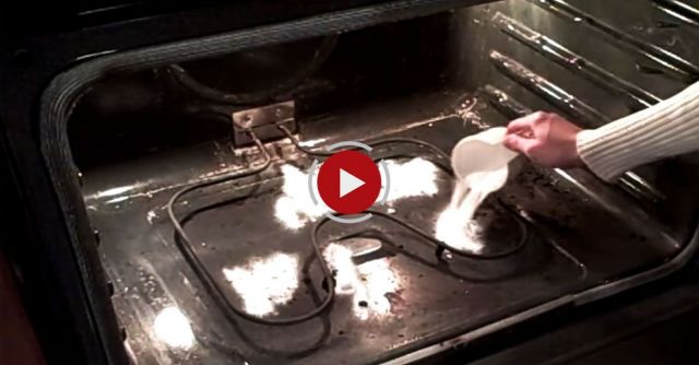How To Clean Your Oven With Baking Soda