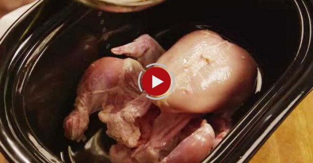 How To Make Delicious Whole Slow Cooker Chicken