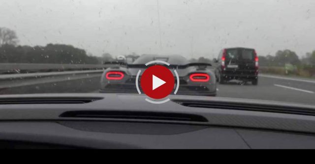 Porsche Chasing Koenigsegg On German Autobahn With 350 Km/h