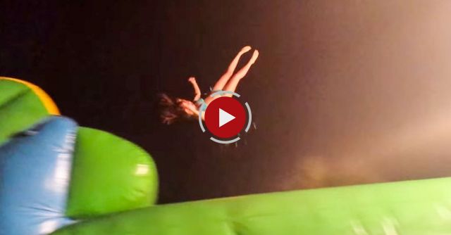 Super Crazy 80 Foot Inflatable Water Slide With A Jump & More Fun From IAAPA 2013